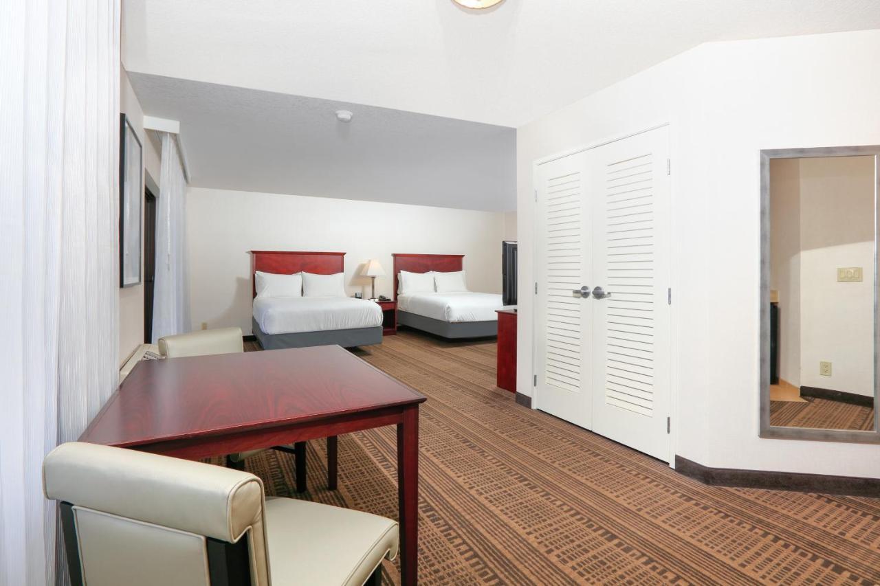 Holiday Inn & Suites Santa Maria By Ihg Exterior foto