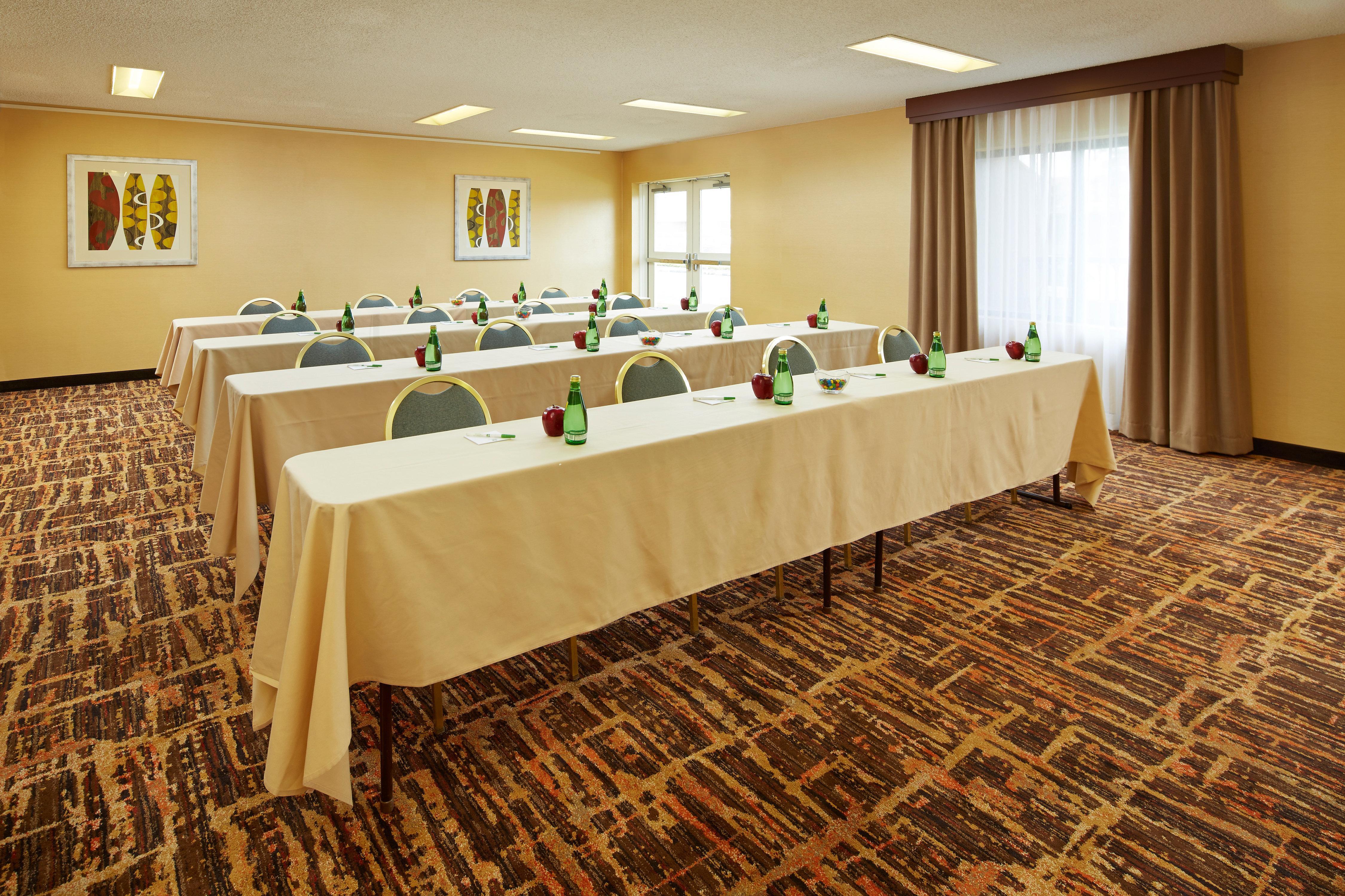 Holiday Inn & Suites Santa Maria By Ihg Exterior foto